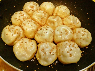 正宗生煎包&ごま.jpg